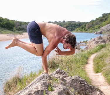 194-Quimby-Lane,-Bespoke-Real-Estate